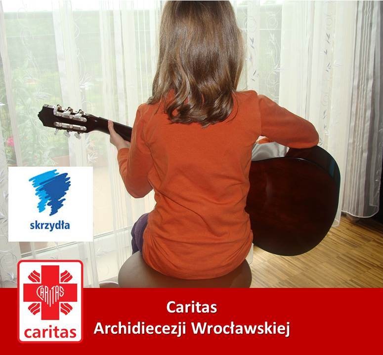 caritas_skrzyda_775